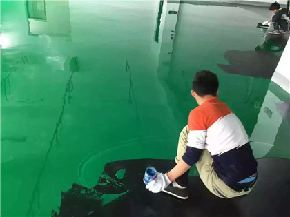 曲江下面给你一份环氧地坪漆施工的完整流程